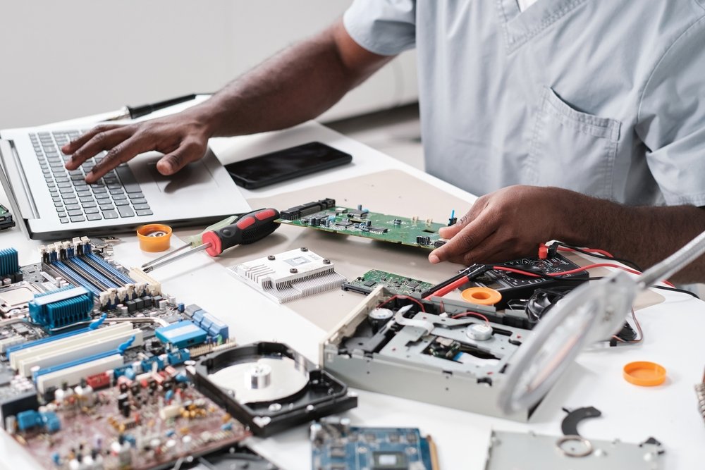 Why Choose Local Technicians for Laptop Repair in Burlington Laptop repair in Burlington